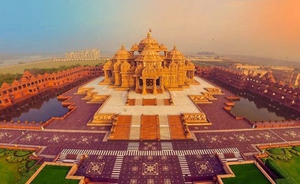 12 Must Visit Places In Delhi