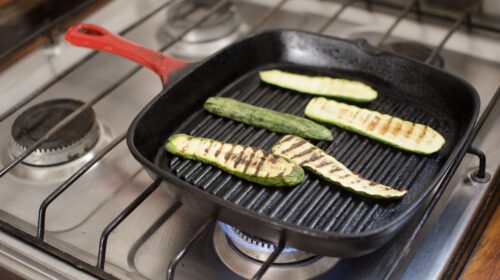 6 Best Benefits of Using Griddle Pan | Tips To Use Them | TrendPickle